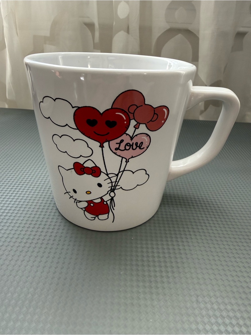 Sanrio Hello Kitty White Mug with Red and Pink Balloon Art